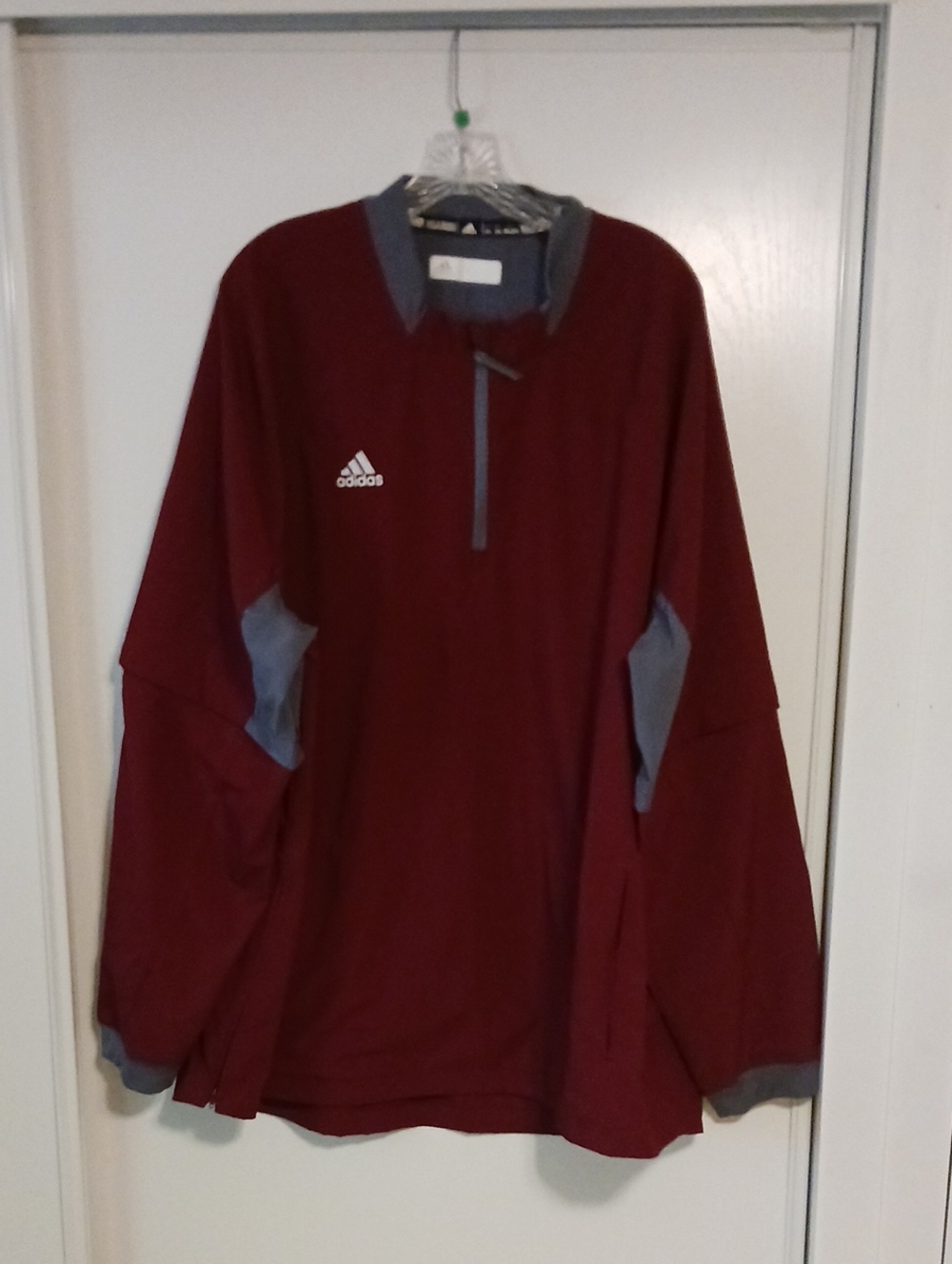 adidas Men's Maroon Quarter-Zip Pullover with Gray Accents Zip Off Sleeves